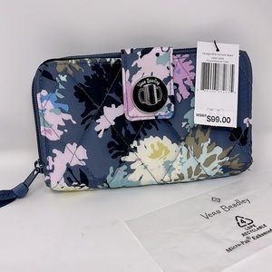 VERA BRADLEY RFID ULTRALIGHT TURNLOCK WALLET NYLON ZIP AROUND NWT